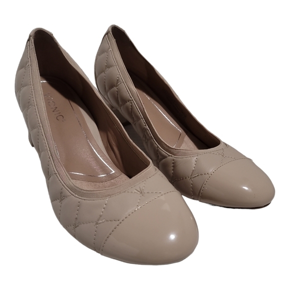 Vionic Ruby Quilted Leather Block-Heel Pumps Beige 9.5 Neutral Capsule Wardrobe - Picture 2 of 9